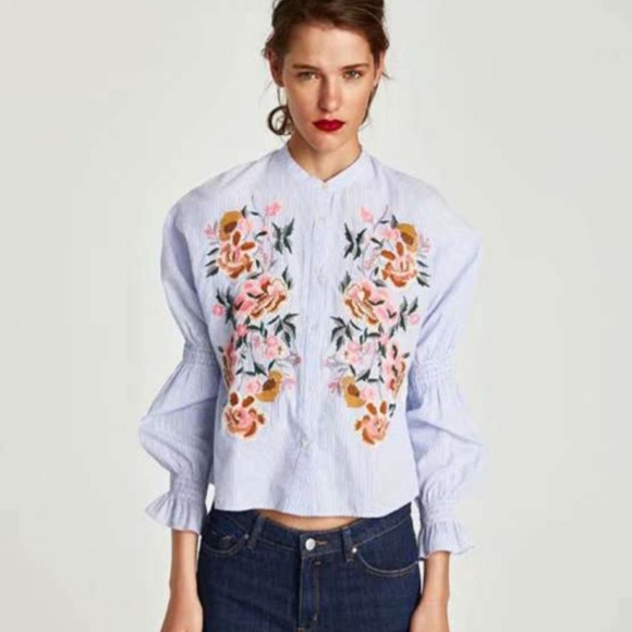 Zara Tops - 💋SALE! NWT! Zara Navy Floral Embroidery Blouse